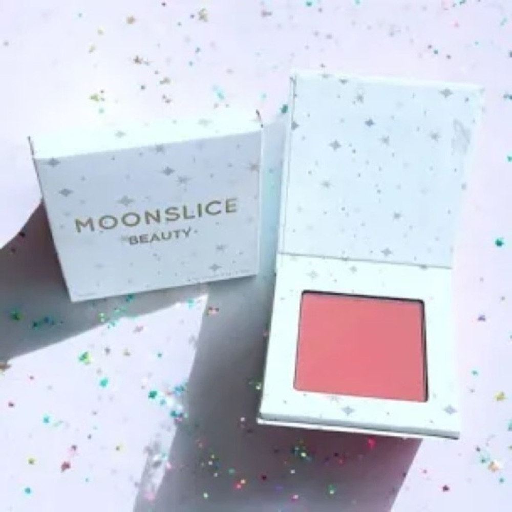 Moonslice Beauty Pressed Blush in the color “GORGEOUS “